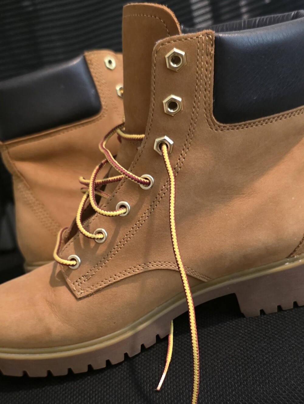 Womens Timberlands - Picture 7 of 8